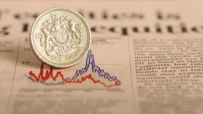 The 2 best dividend stocks paying 7% today